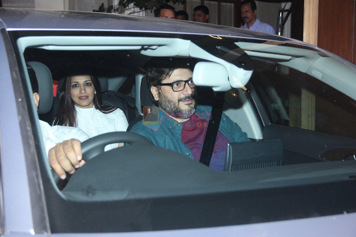 Sonali Bendre, Goldie Behl at Sunny Dewan's house on 25th Jan 2016