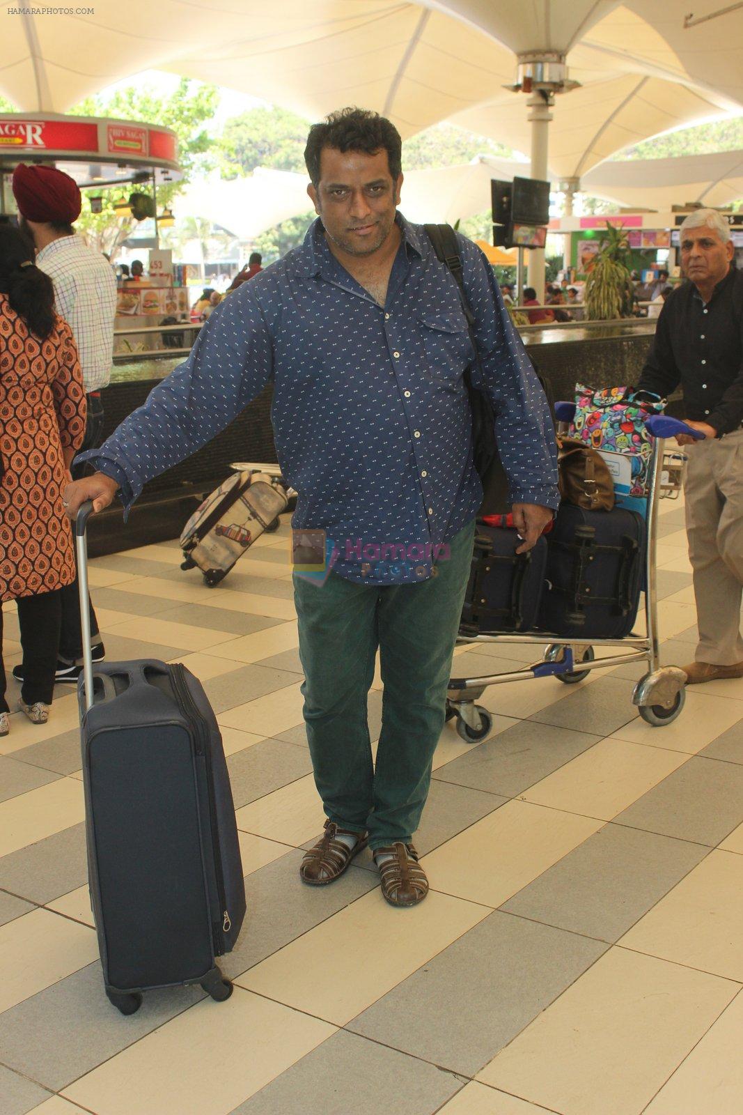 Anurag Basu snapped at the airport on 26th Jan 2016