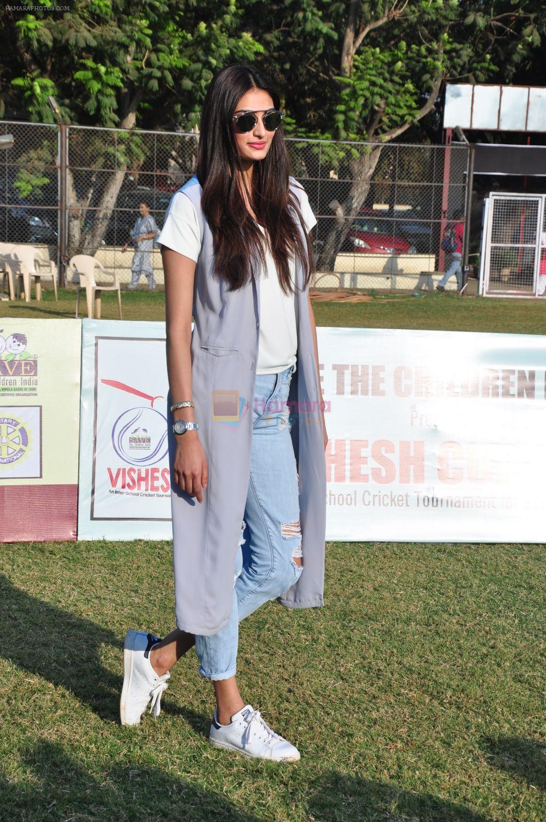 Athiya Shetty at Pitch Blue's Vishesh Cup on 29th Jan 2016