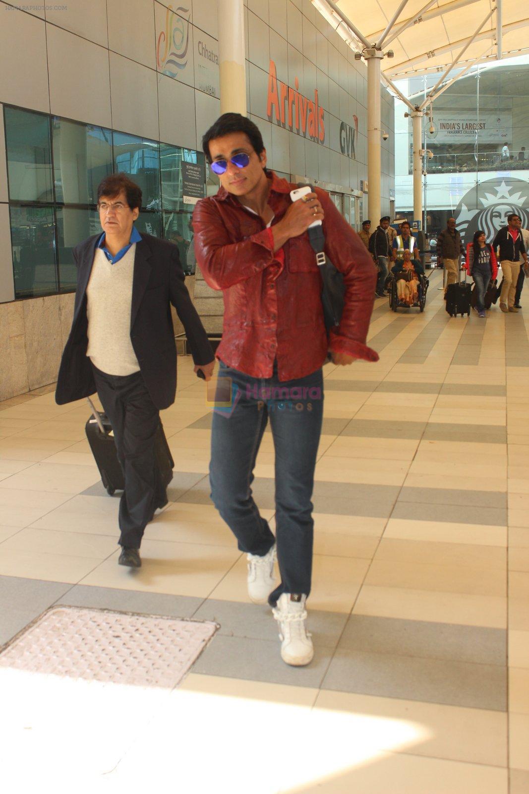 Sonu Sood snapped at Airport on 31st Jan 2016