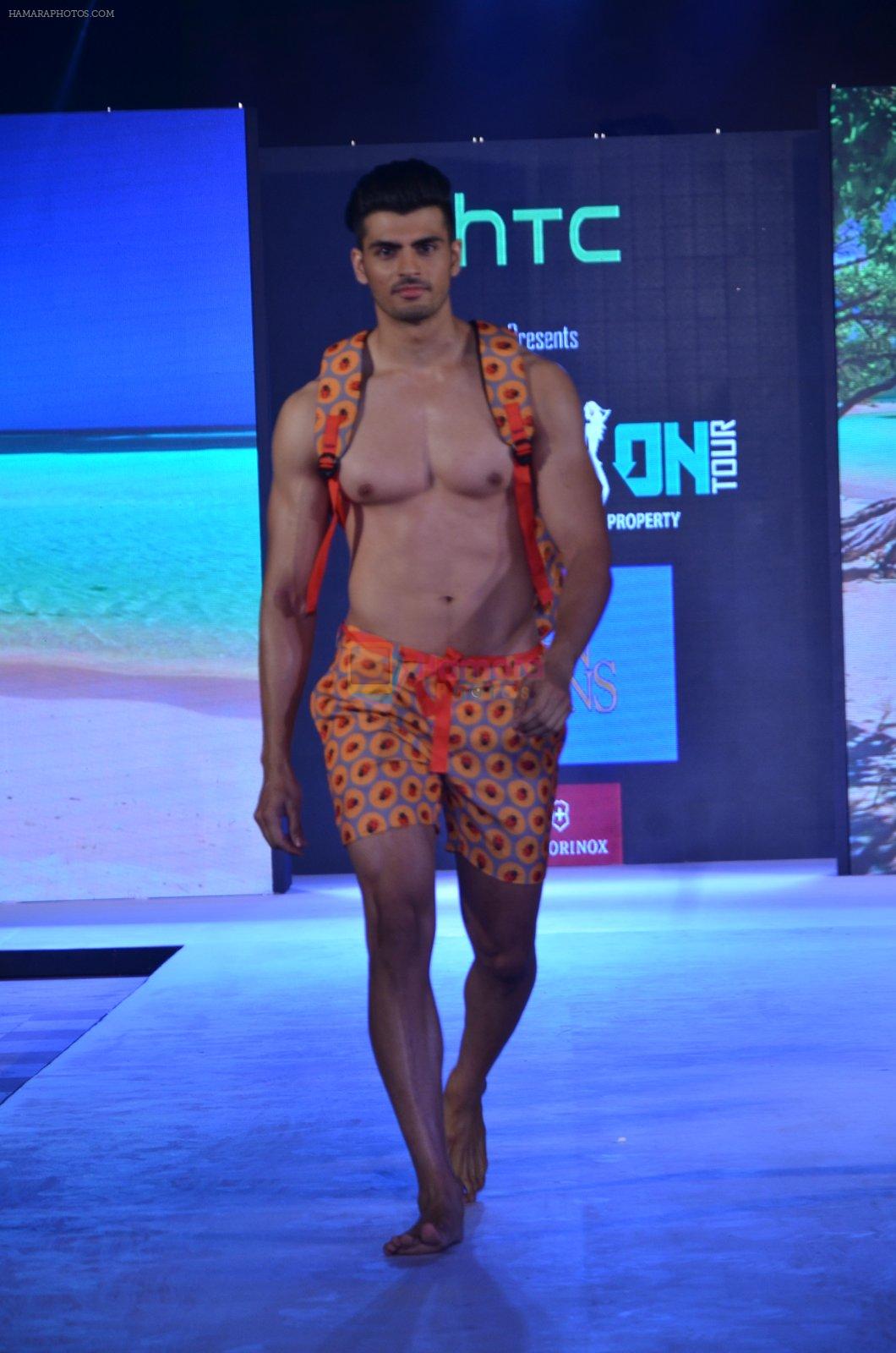 at HTC SHOW in Mumbai on 5th Feb 2016