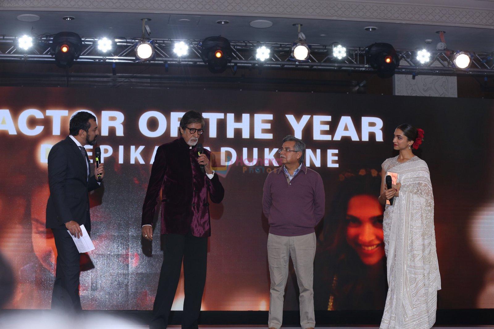 Deepika Padukone, Amitabh Bachchan at NDTV Indian of the year on 5th Feb 2016