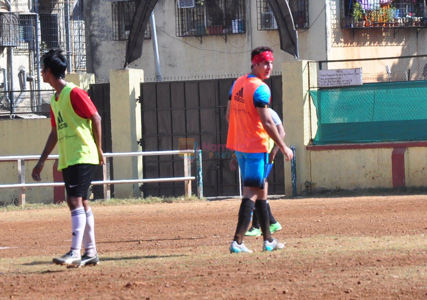 Ranbir Kapoor snapped playing Football on 7th Feb 2016