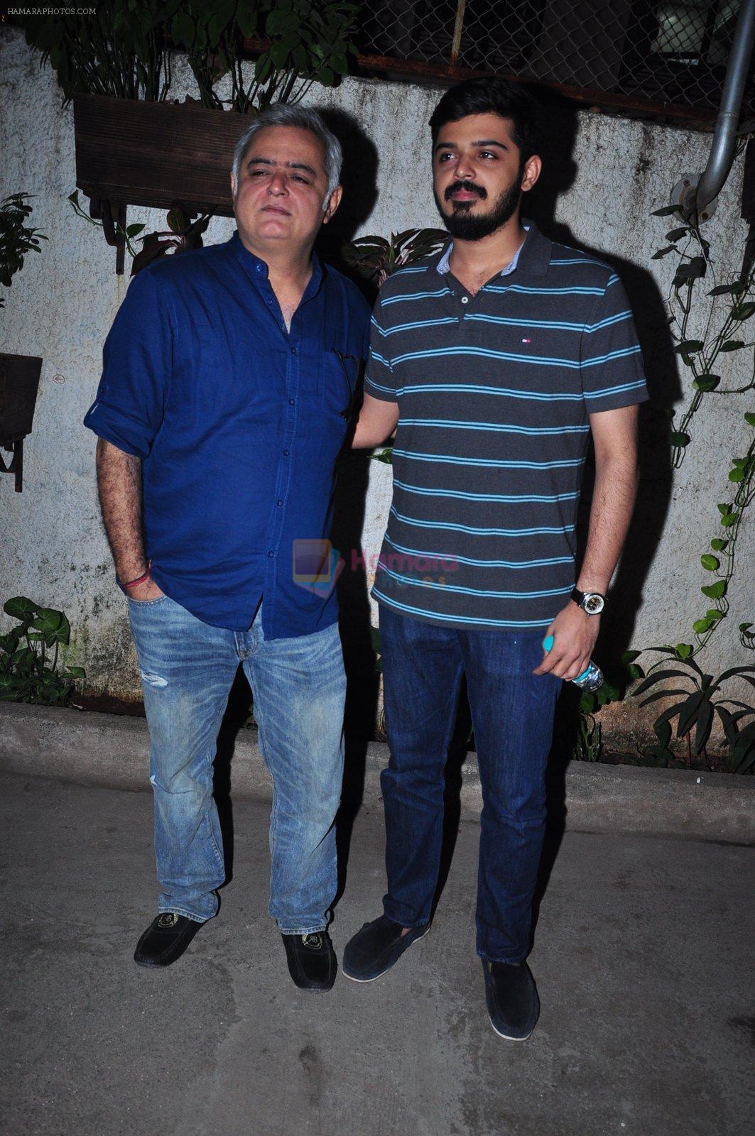 Hansal Mehta at Aligargh screening in Mumbai on 9th Feb 2016