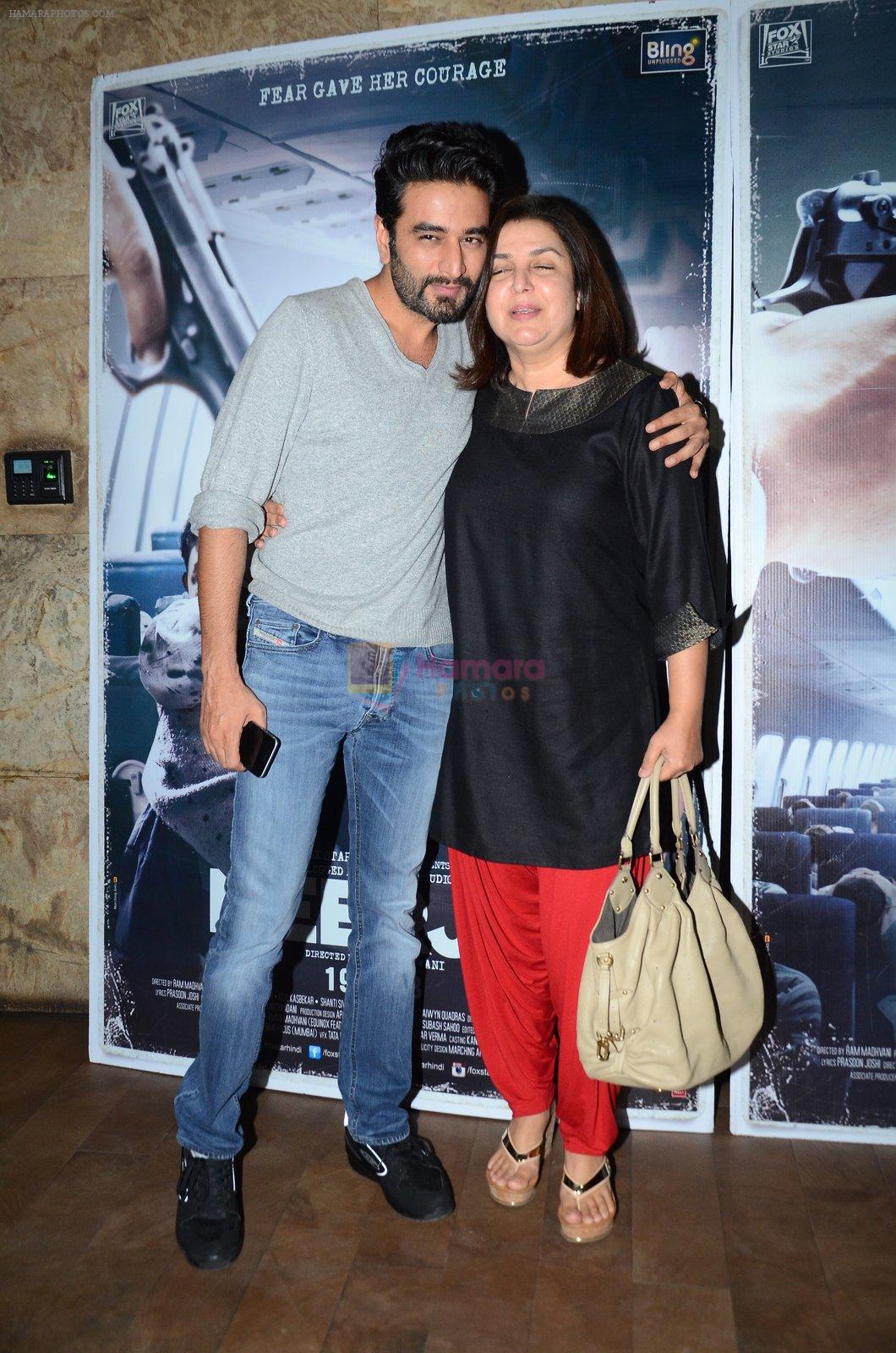 Farah Khan, Shekhar Ravjiani at Neerja Screening in Mumbai on 12th Feb 2016