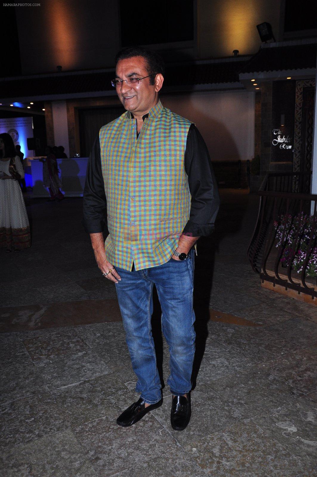 Abhijeet Bhattacharya at Sameer in Guinness book of records bash with music fraternity on 15th Feb 2016