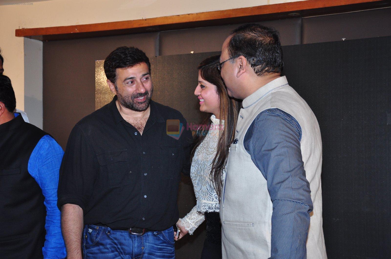 Sunny Deol at the launch of film Global Baba on 15th Feb 2016