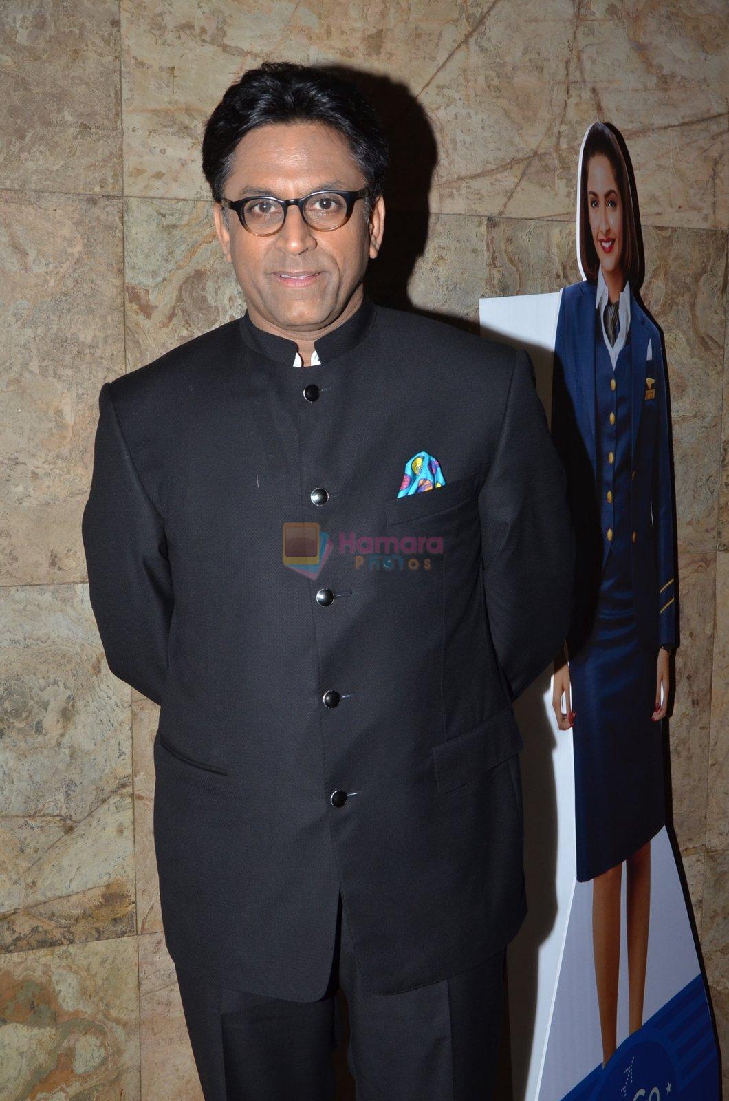 Ram Madhvani at Neerja screening with air hostess of Indigo in Mumbai on 18th Feb 2016