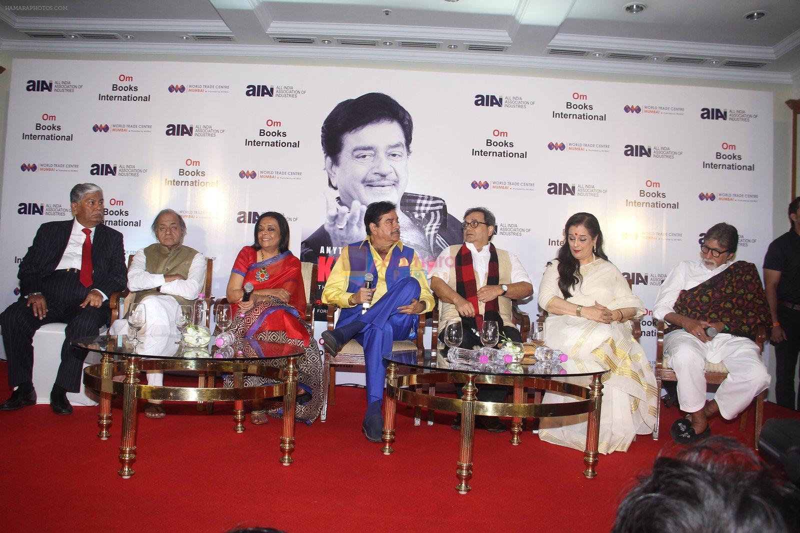 Sonakshi Sinha, Amitabh Bachchan, Poonam Sinha, Subhash Ghai at Shatrughan's book launch in Mumbai on 19th Feb 2016