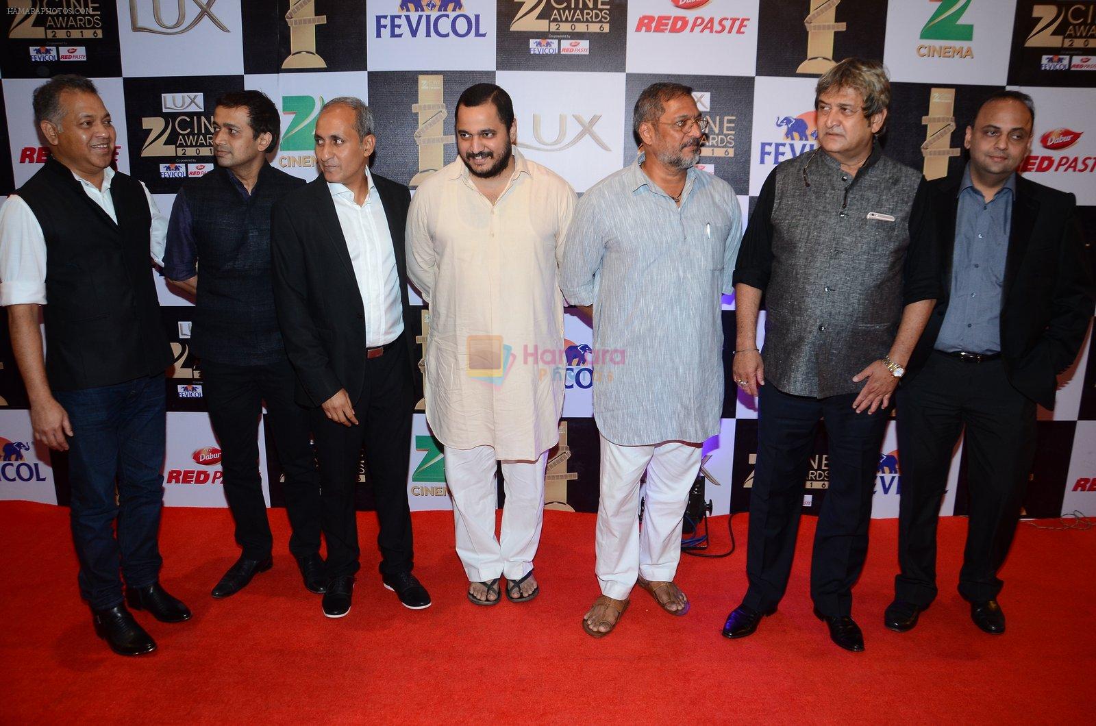Nana Patekar at zee cine awards 2016 on 20th Feb 2016