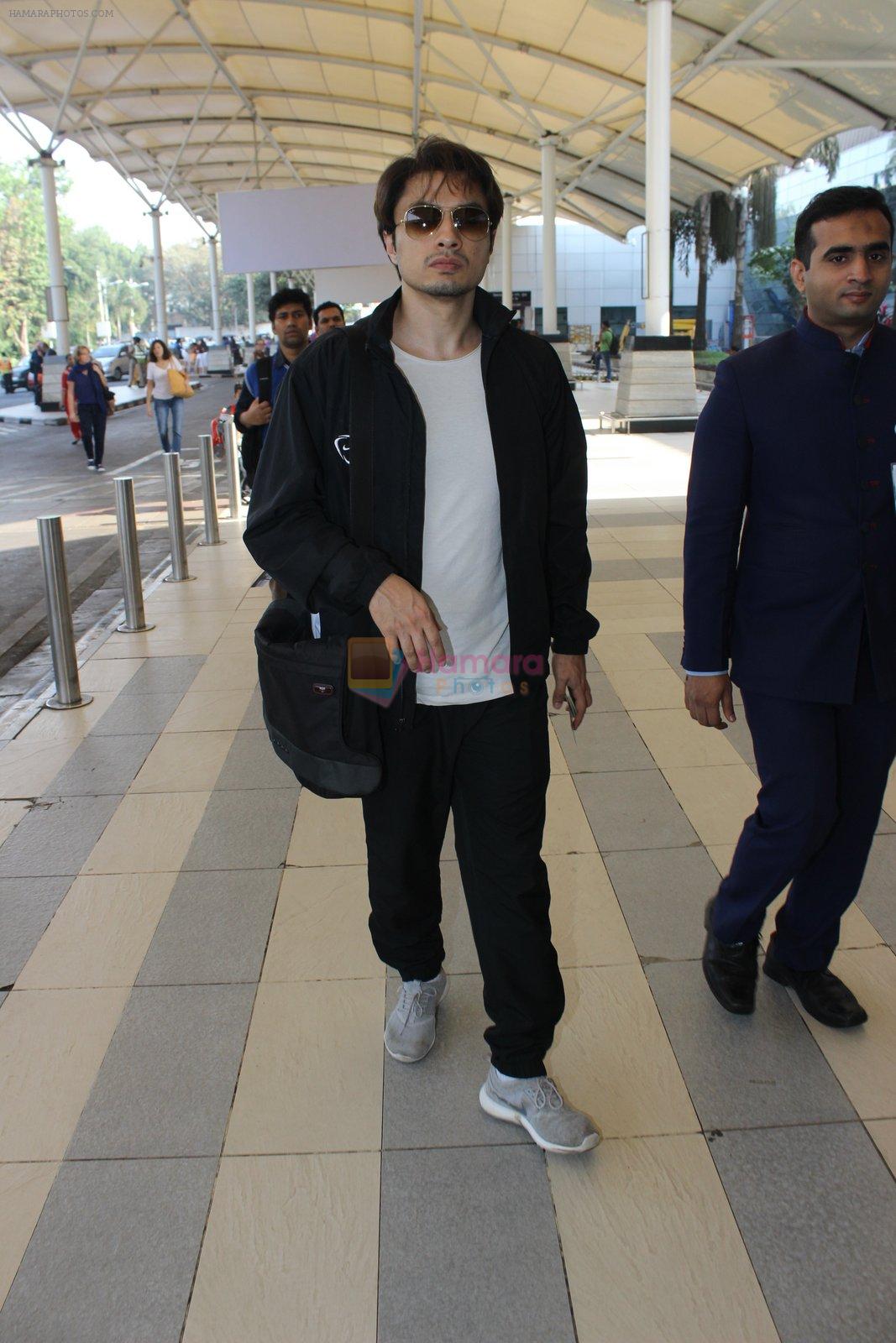Ali Zafar snapped at airport on 24th Feb 2016