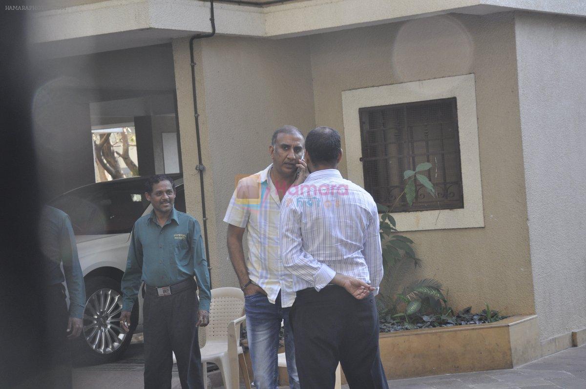 Milan Luthria on day 2 to meet Sanjay Dutt on 26th Feb 2016