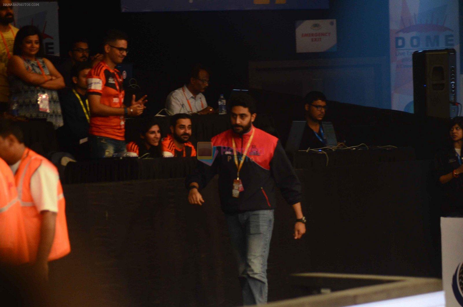 Abhishek Bachchan at prokabaddi match on 28th Feb 2016