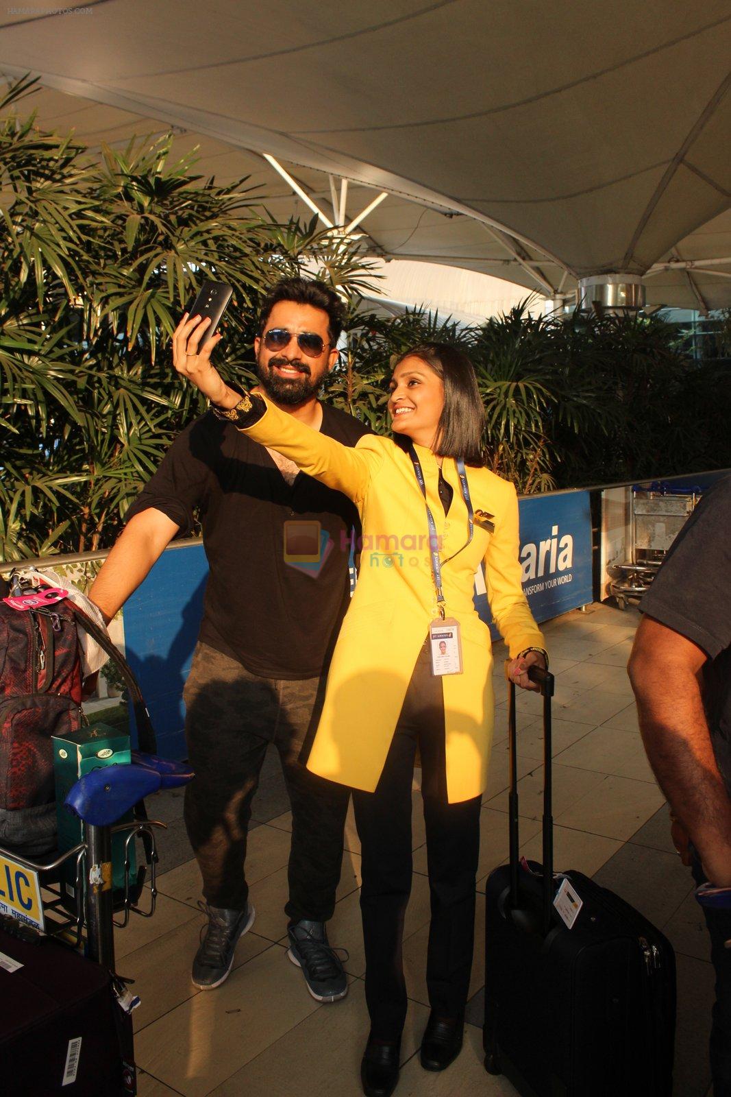 Rannvijay Singh snapped at airport on 1st March 2016