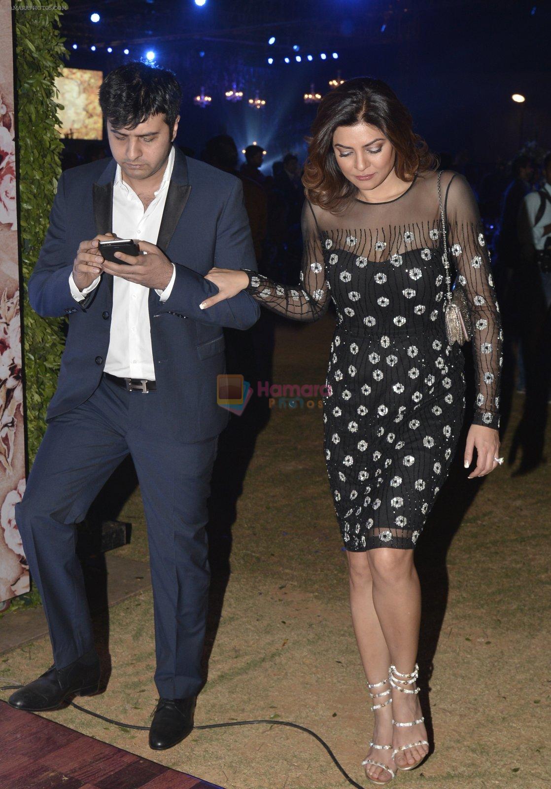 Sushmita Sen snapped with bf Ritik on 4th March 2016