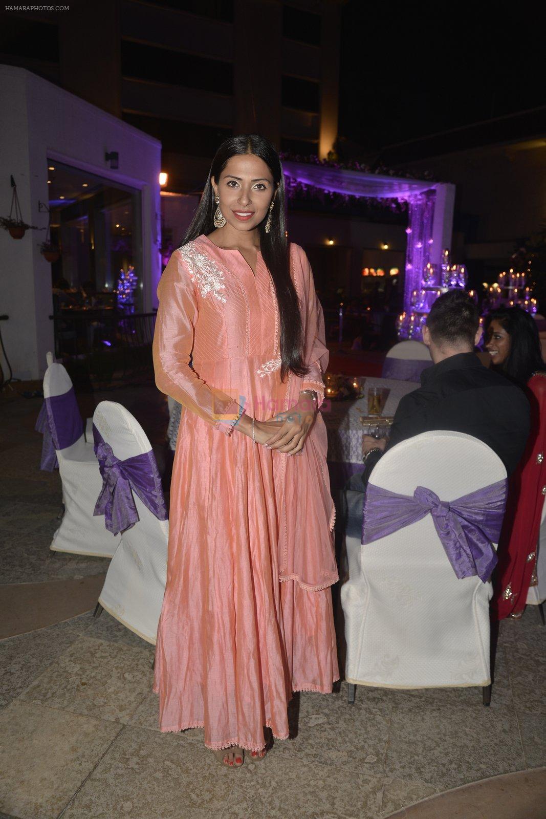Candice Pinto at Dipankar Zalpuri and Sweta Bhatt's wedding reception on 5th March 2016