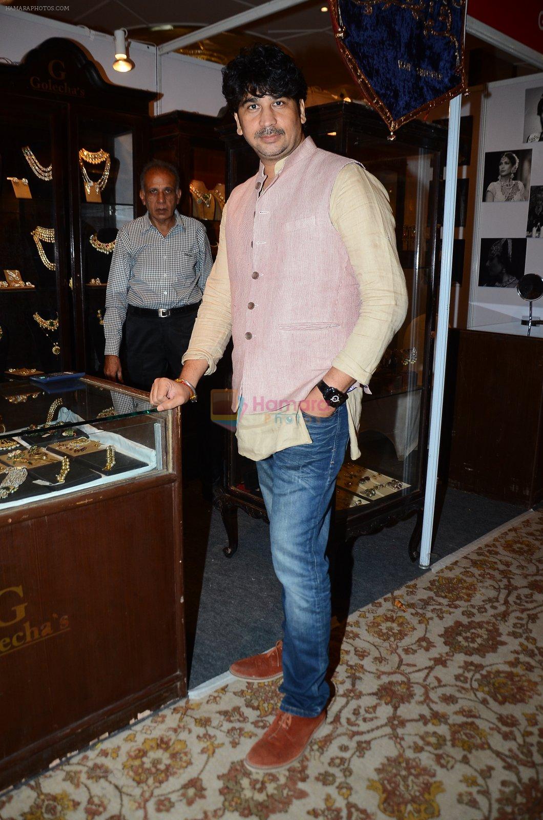 at Helping Hands Foundation Fundraiser Event in Mumbai on 9th March 2016