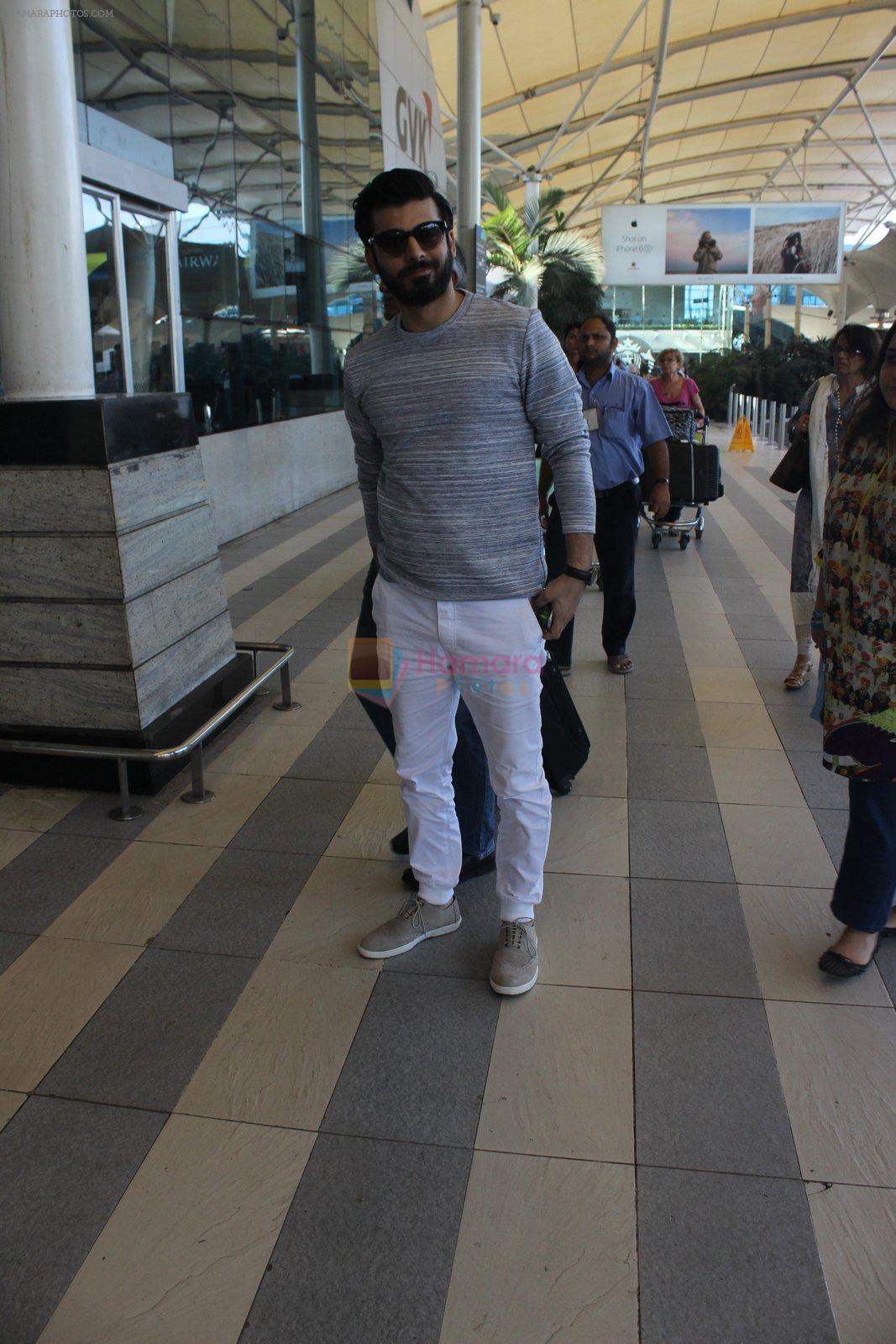 Fawad Khan snapped at airport on 10th March 2016