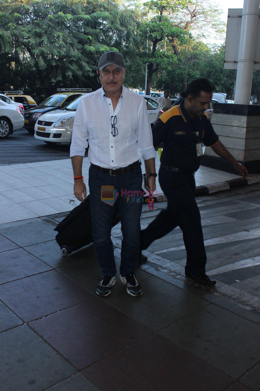 Anupam Kher snapped at airport on 10th March 2016