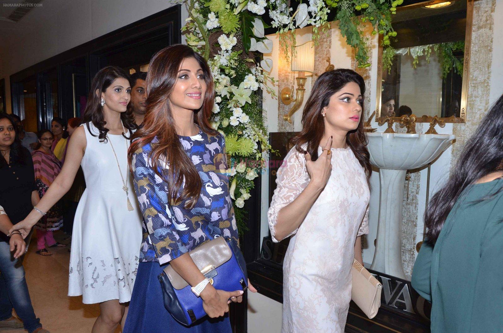 Shilpa Shetty at Akanksha Aggarwal's store launch on 16th March 2016