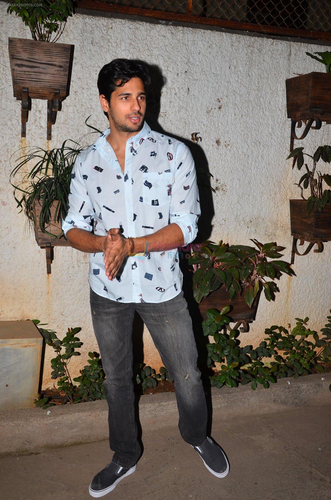 sidharth Malhotra's screening for kapoor n sons on 17th March 2016