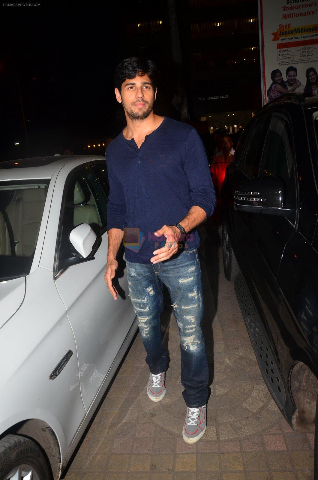 Sidharth Malhotra at Kapoor n Sons promotions on 18th March 2016