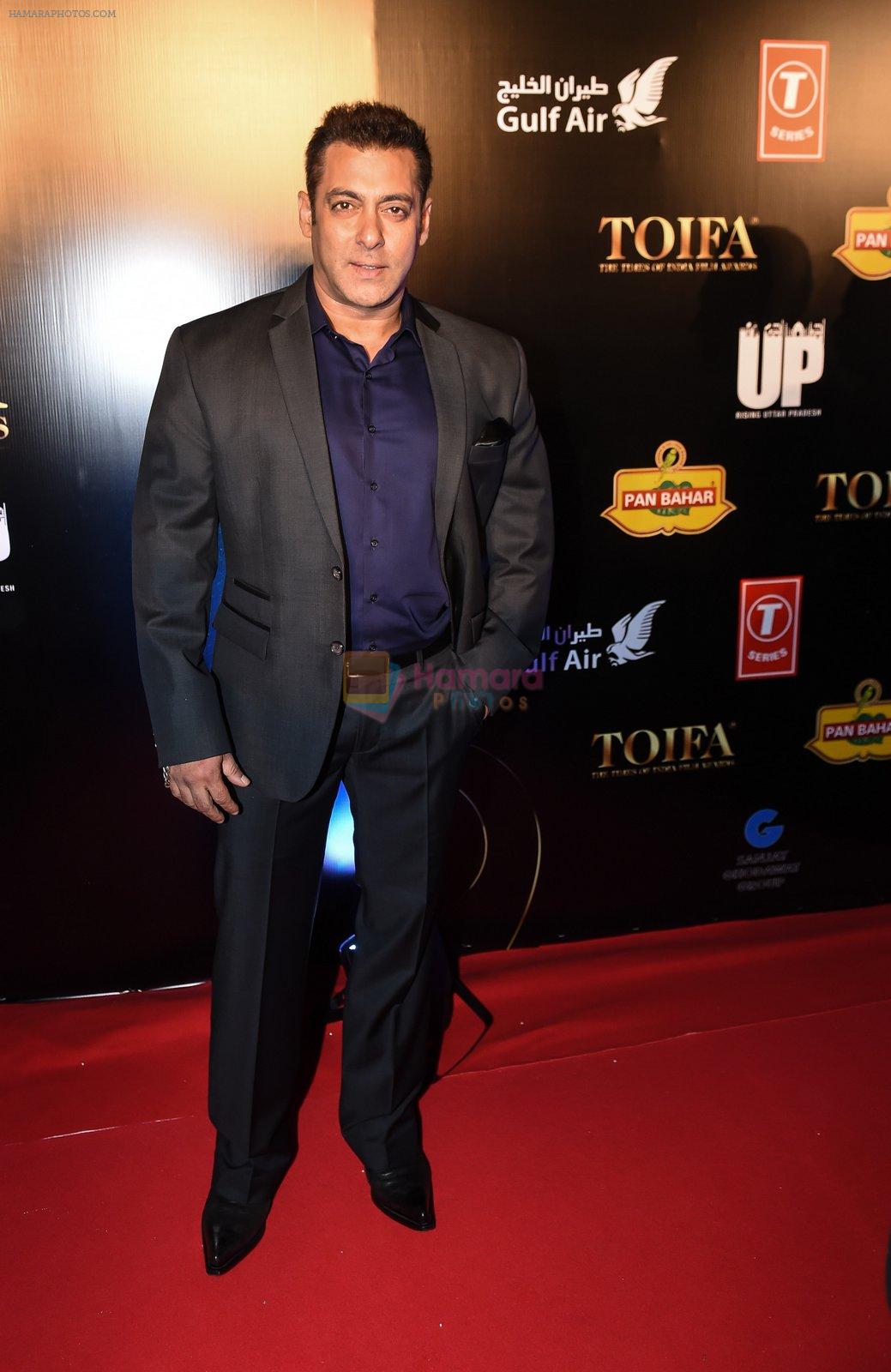 Salman Khan at TOIFA Red Carpet 18 March - Dubai International Stadium, Dubai Sports City