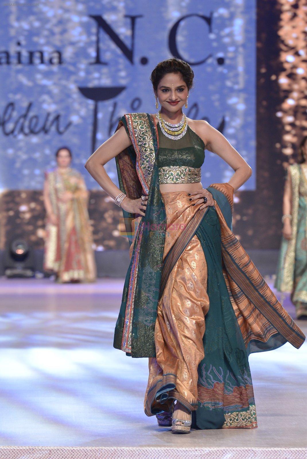 Madhoo Shah walk the ramp for Shaina NC's show at CPAA Fevicol SHOW on 20th March 2016