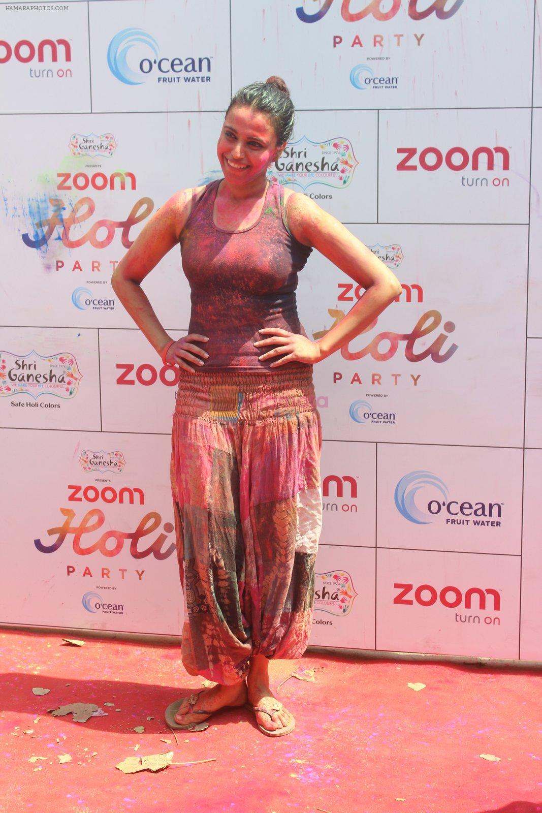 Swara Bhaskar at Zoom Holi celebration on 24th March 2016