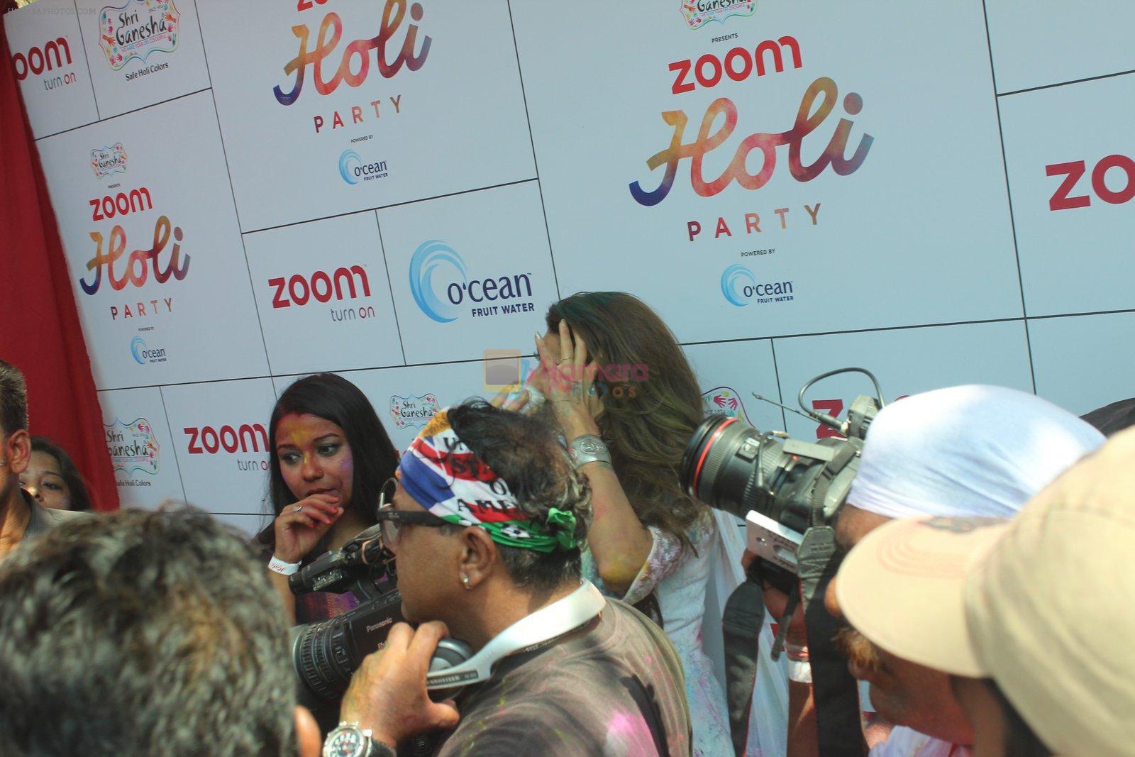 Jacqueline Fernandez at Zoom Holi celebration on 24th March 2016