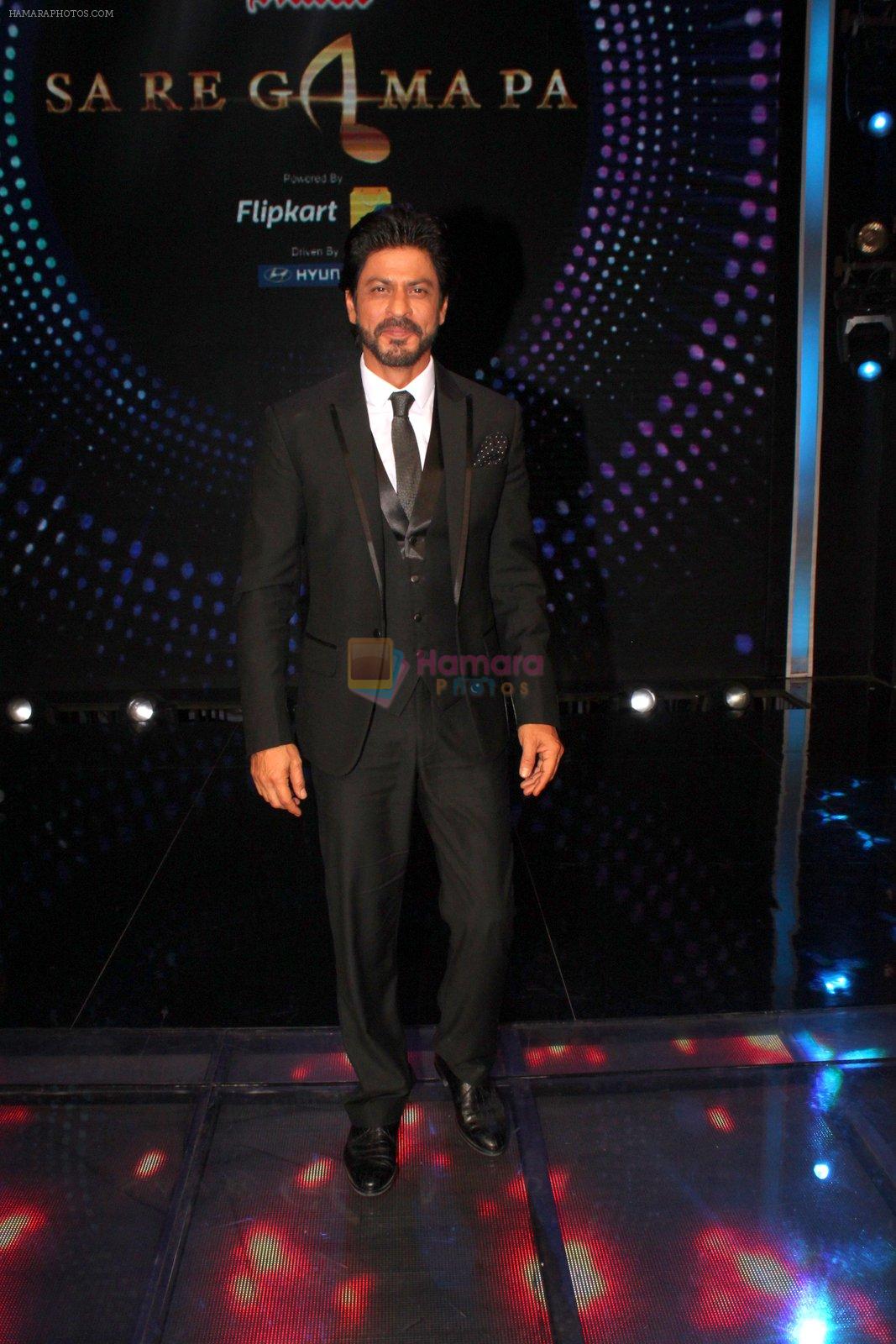 Shah Rukh Khan on the setss of Sa REe Ga Ma on 26th March 2016