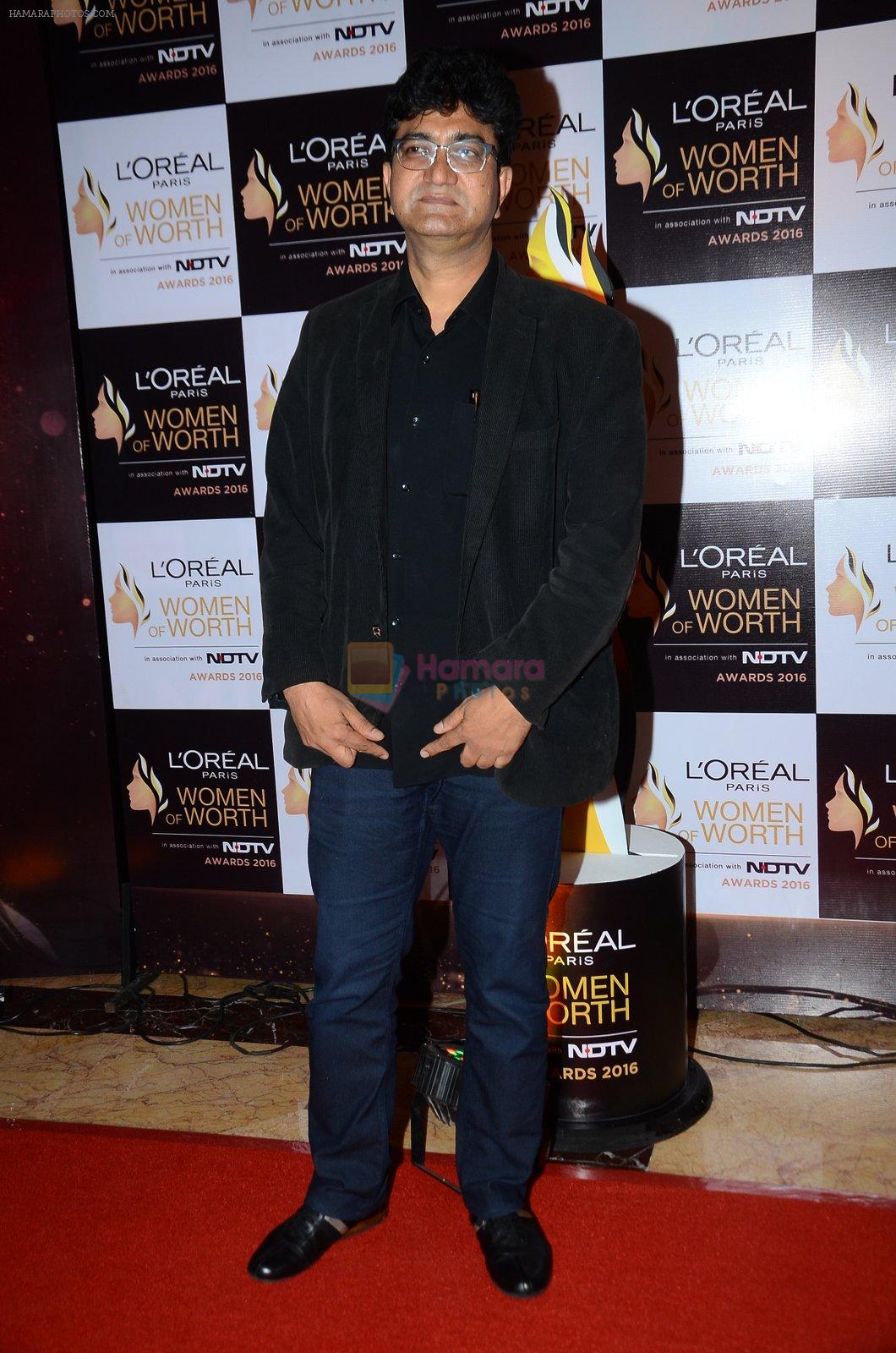 Parsoon Joshi at NDTV Loreal Women of Worth Awards on 28th March 2016