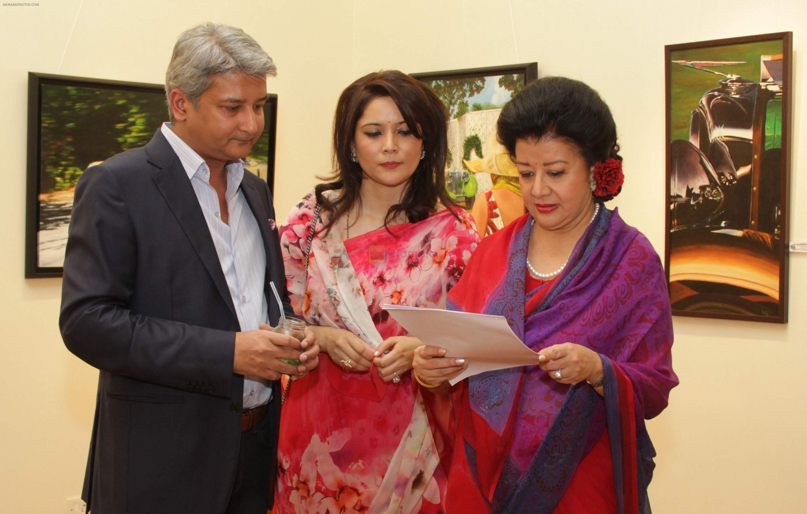 Prince Pratap Gaekwad ,princess Praggyashree Gaekwad of baroda, princess Asharaje Gaekwad of baroda at Royals Art Exhibition on 30th March 2016