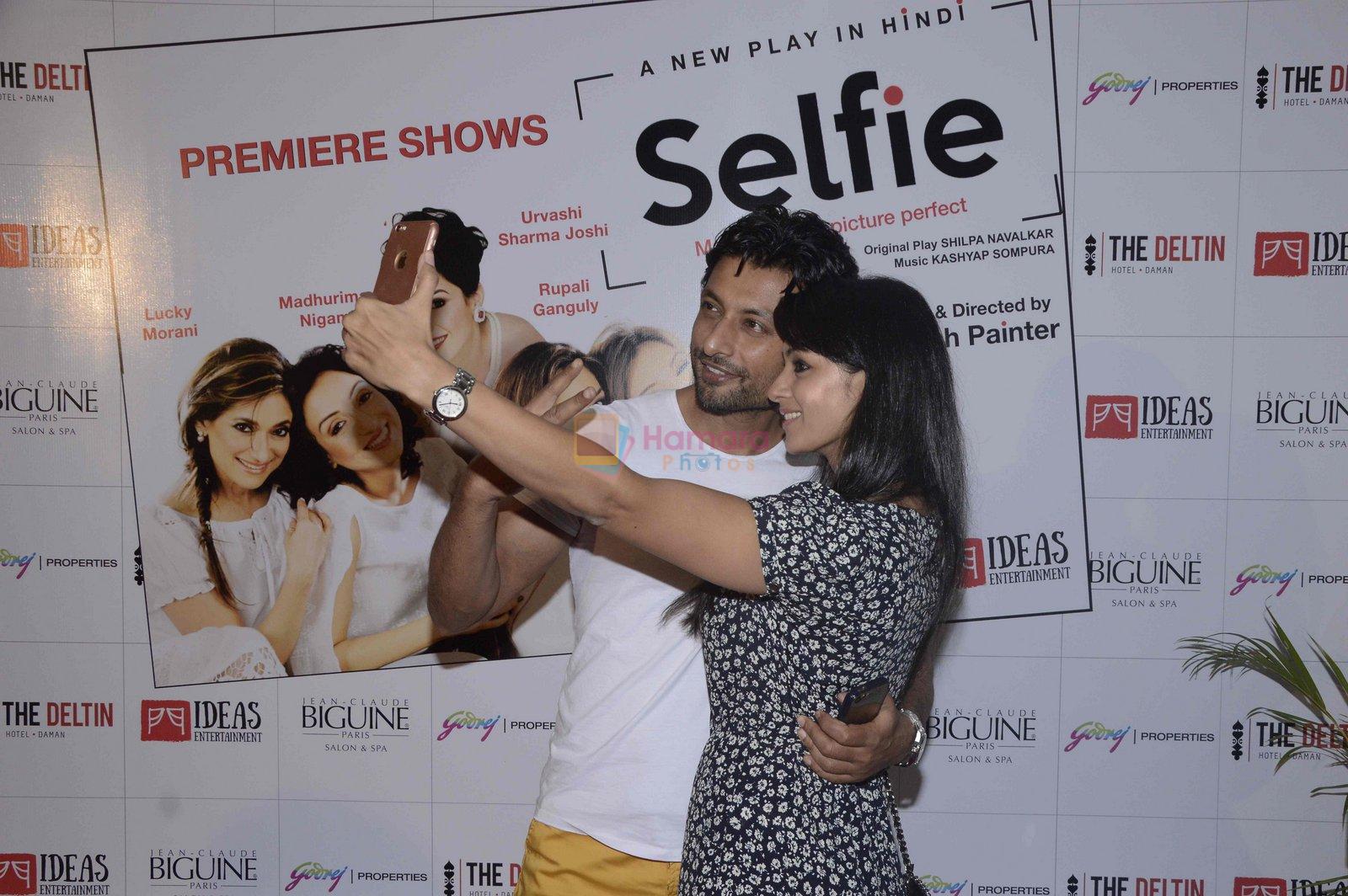 Barkha Bisht, Indraneil Sengupta at Paritosh Painter play Selfie on 1st April 2016