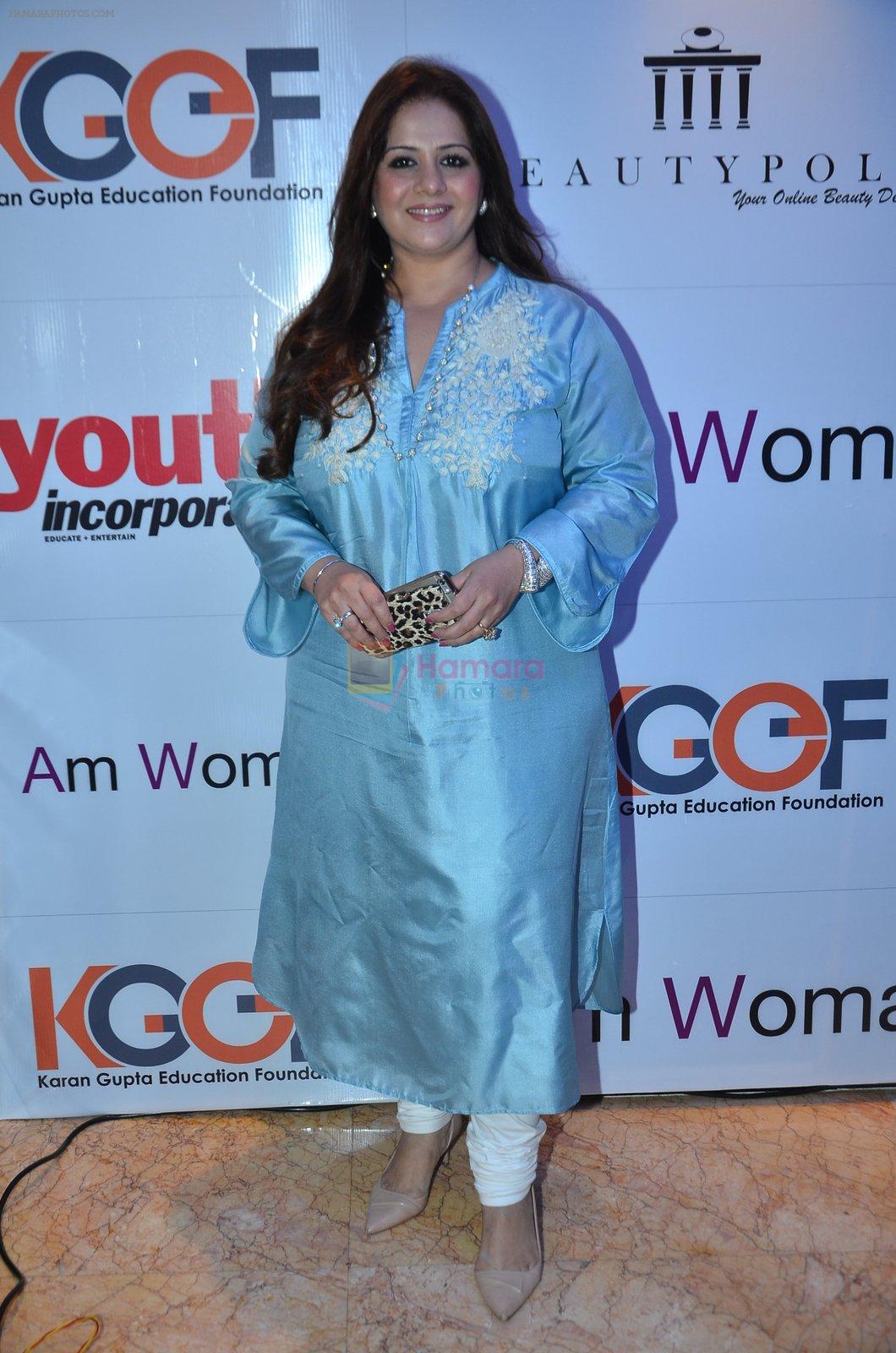 Kiran Bawa at the _I Am Woman_ women empowerment award on 5th April 2016