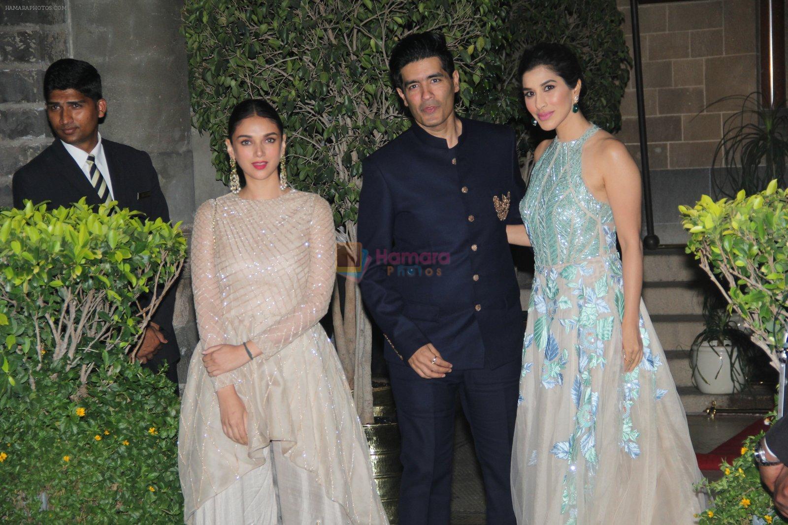 Aditi Rao Hydari at the Royal dinner by Prince William & Kate Middleton on 10th April 2016