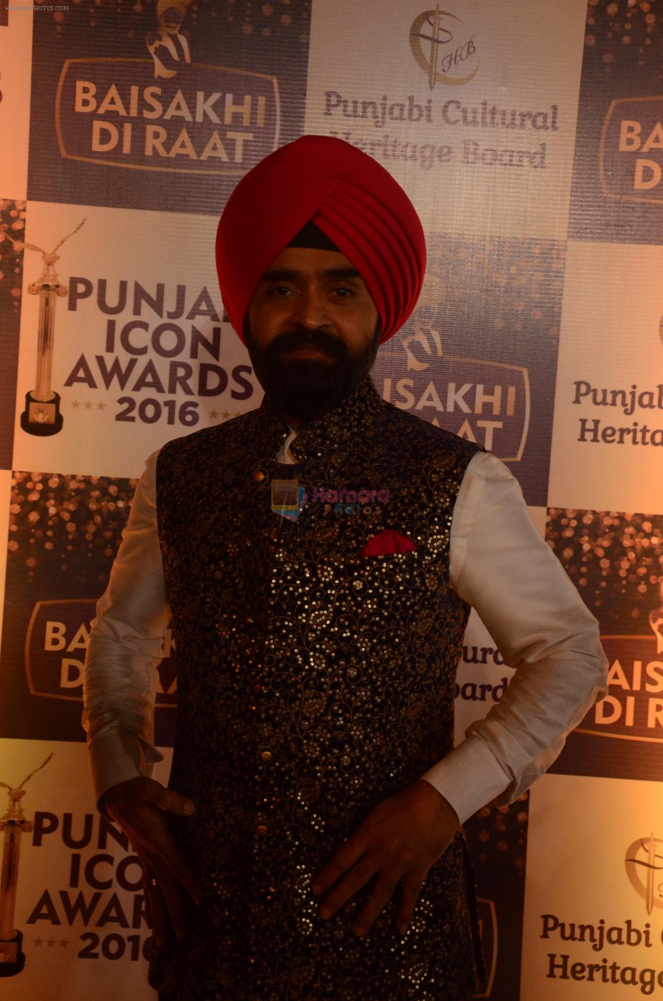 President of PCHB and Congress leader Shri Charan Singh Sapra at Punjabi Icon Awards in Mumbai