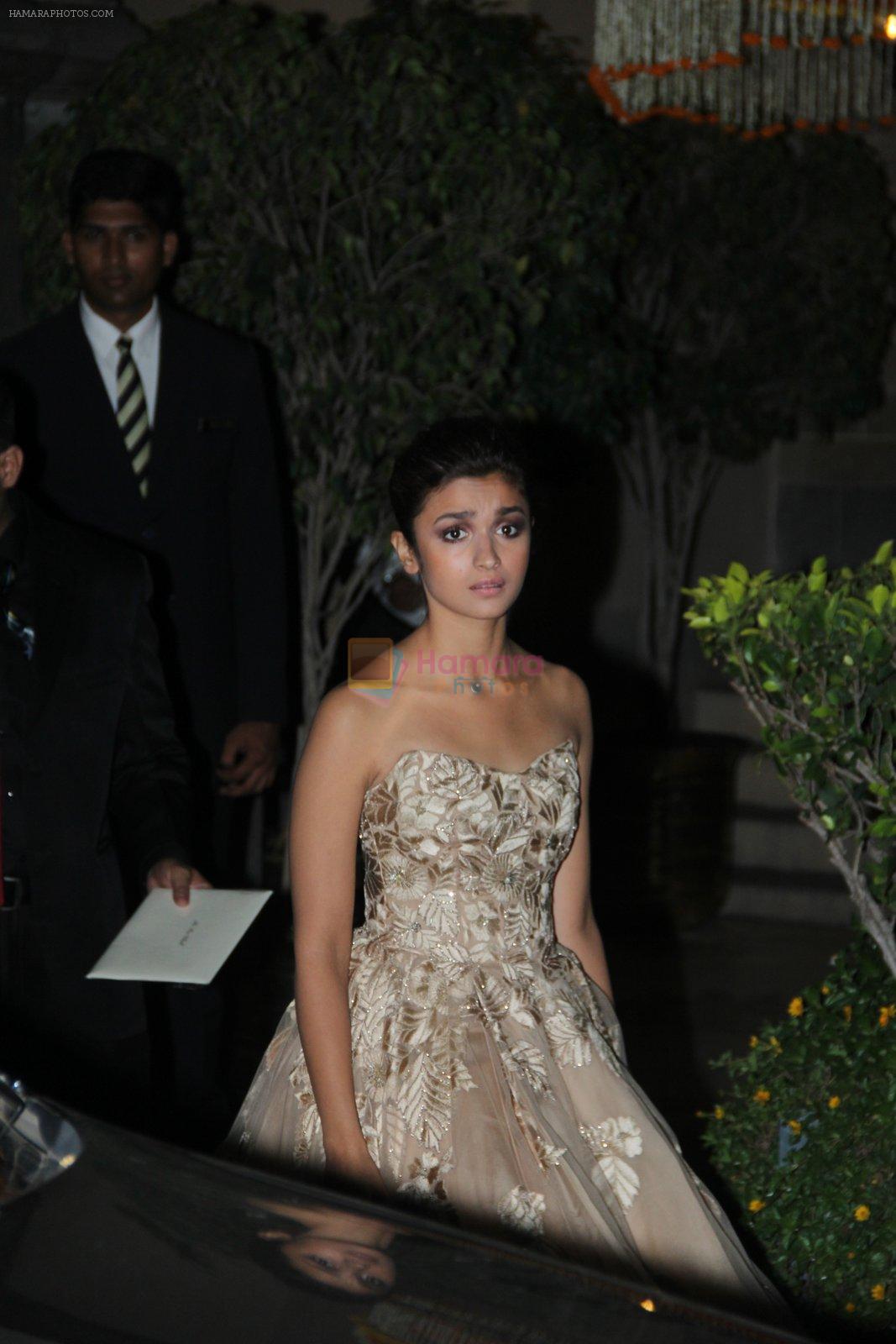 Alia BHatt at the Royal dinner by Prince William & Kate Middleton on 10th April 2016