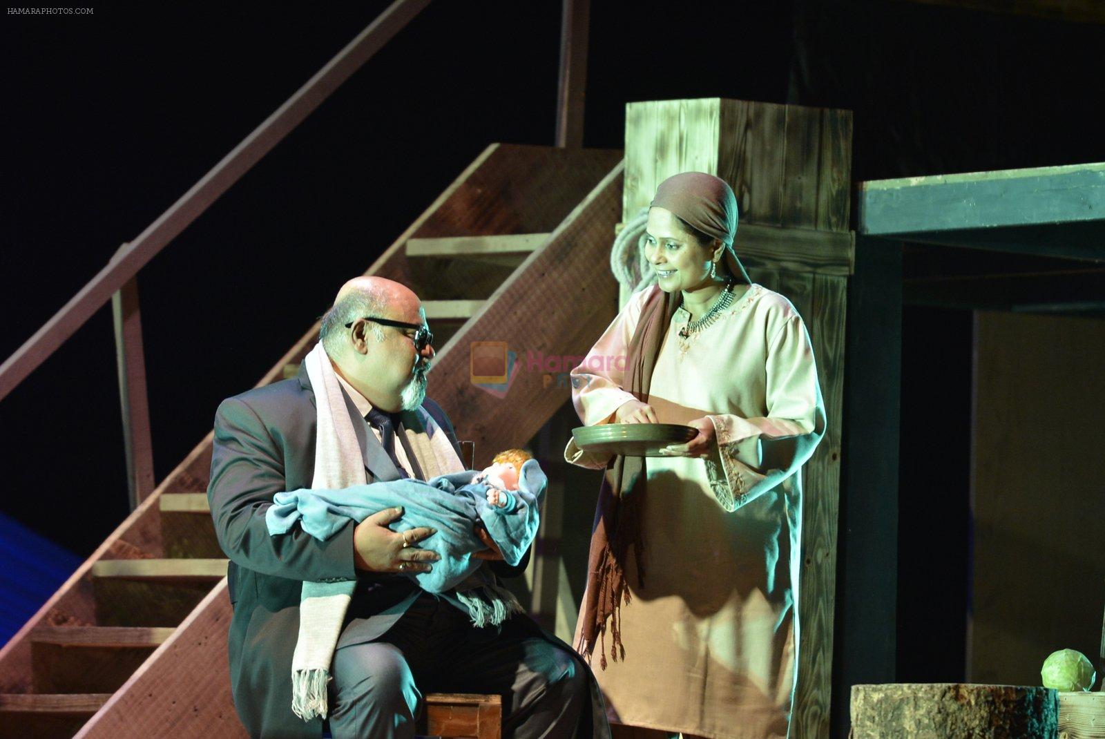 Saurabh Shukla's play Barf in Mumbai on 10th April 2016