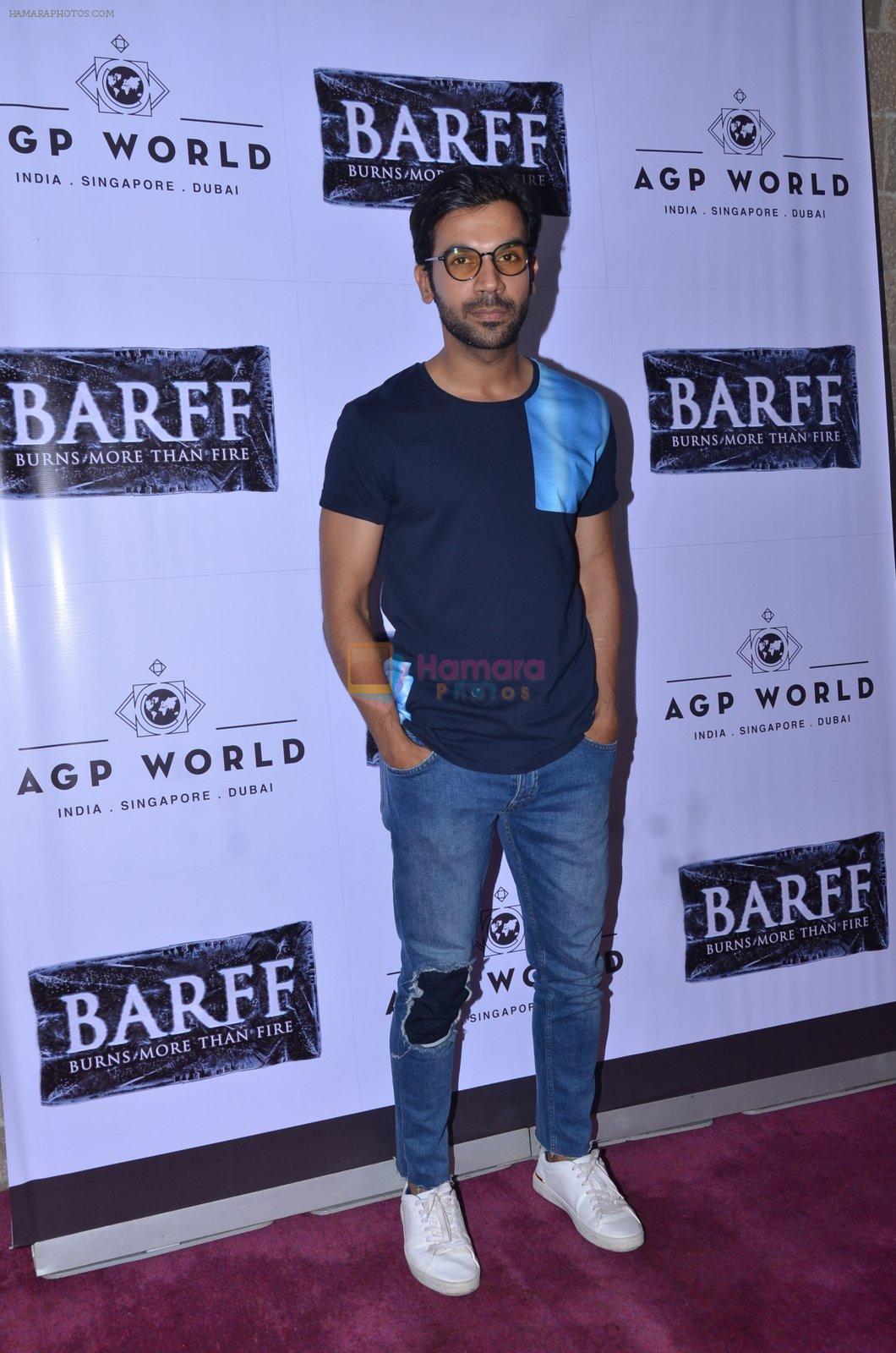Raj Kumar Yadav at Saurabh Shukla's play Barf in Mumbai on 10th April 2016