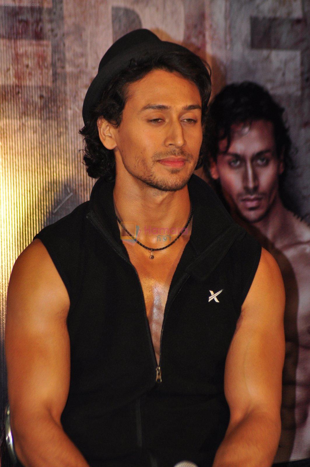 Tiger Shroff at Baaghi film promotions on 13th April 2016