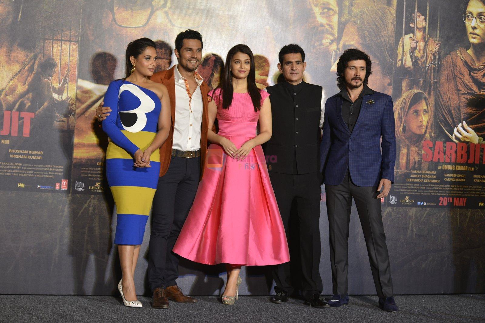Richa Chadha, Randeep Hooda, Aishwarya Rai Bachchan, Darshan Kumaar at Sarbjit Trailer launch in Mumbai on 14th April 2016