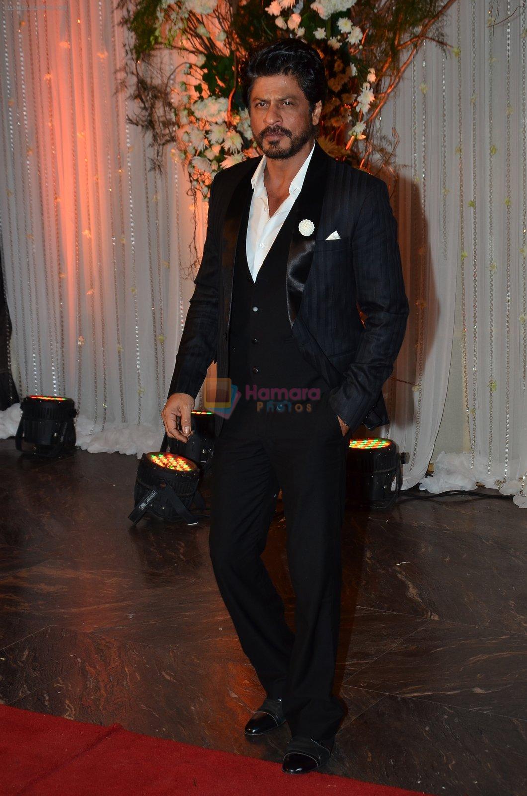 Shahrukh Khan at Bipasha Basu and Karan Singh Grover's Wedding Reception on 30th April 2016