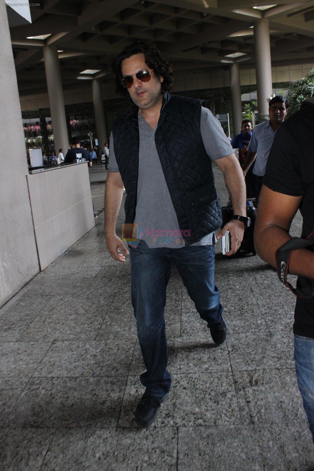Fardeen Khan snapped at airport in Mumbai on 12th May 2016