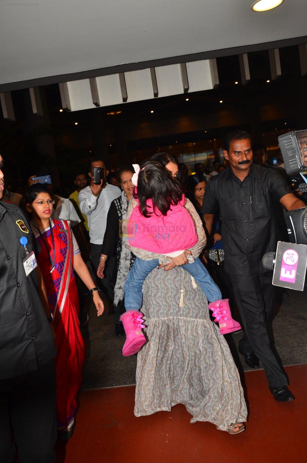 Aishwarya Rai Bachchan at airport as she returns from Cannes on 16th May 2016