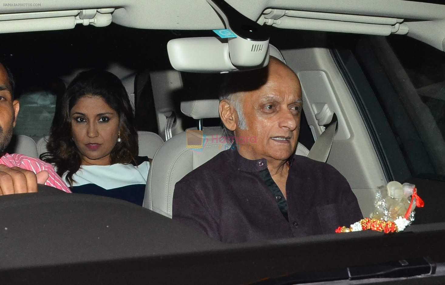 Mukesh Bhatt at SRK hosts Apple ceo TIM COOK party on 18th May 2016