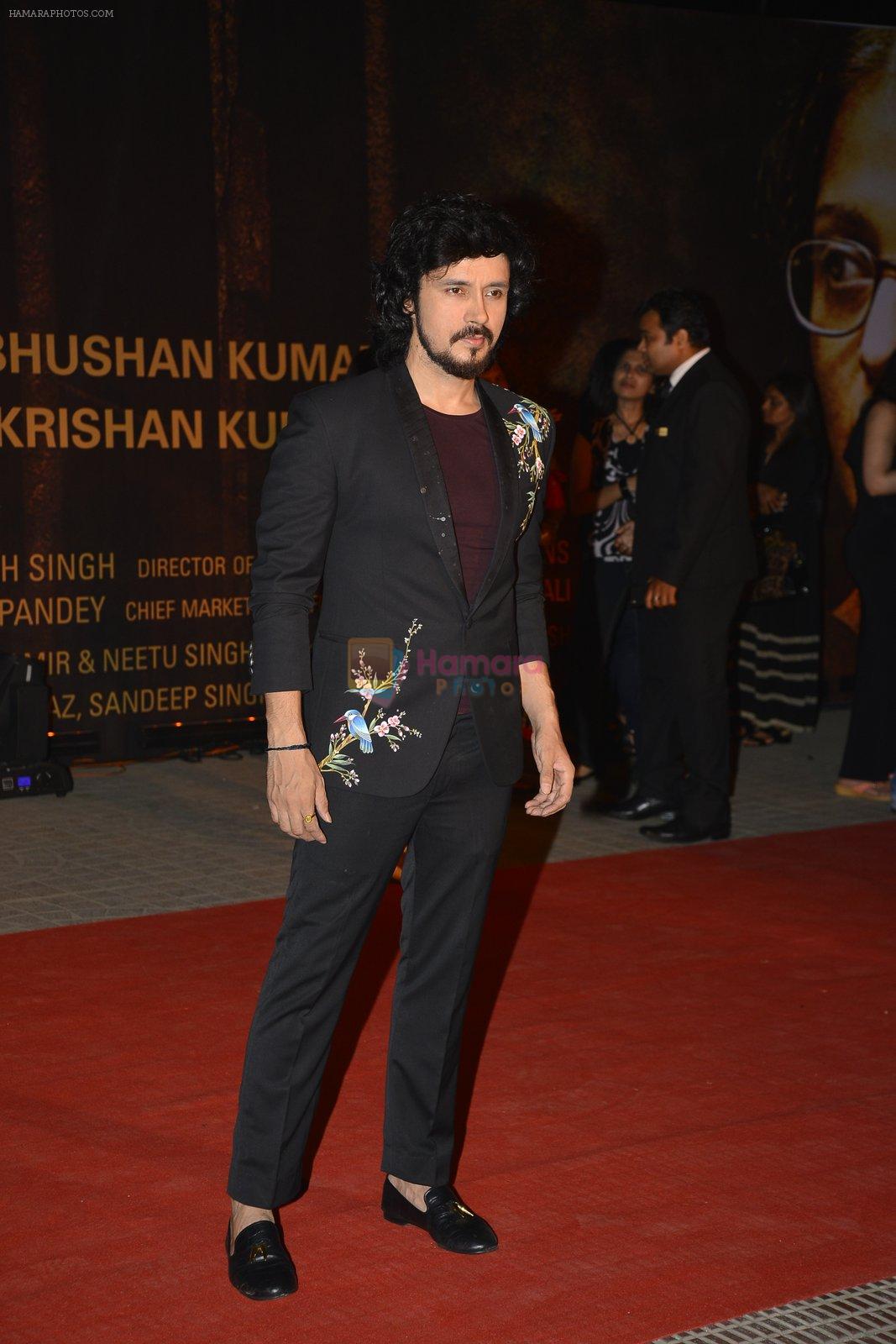 Darshan Kumaar at Sarbjit Premiere in Mumbai on 18th May 2016