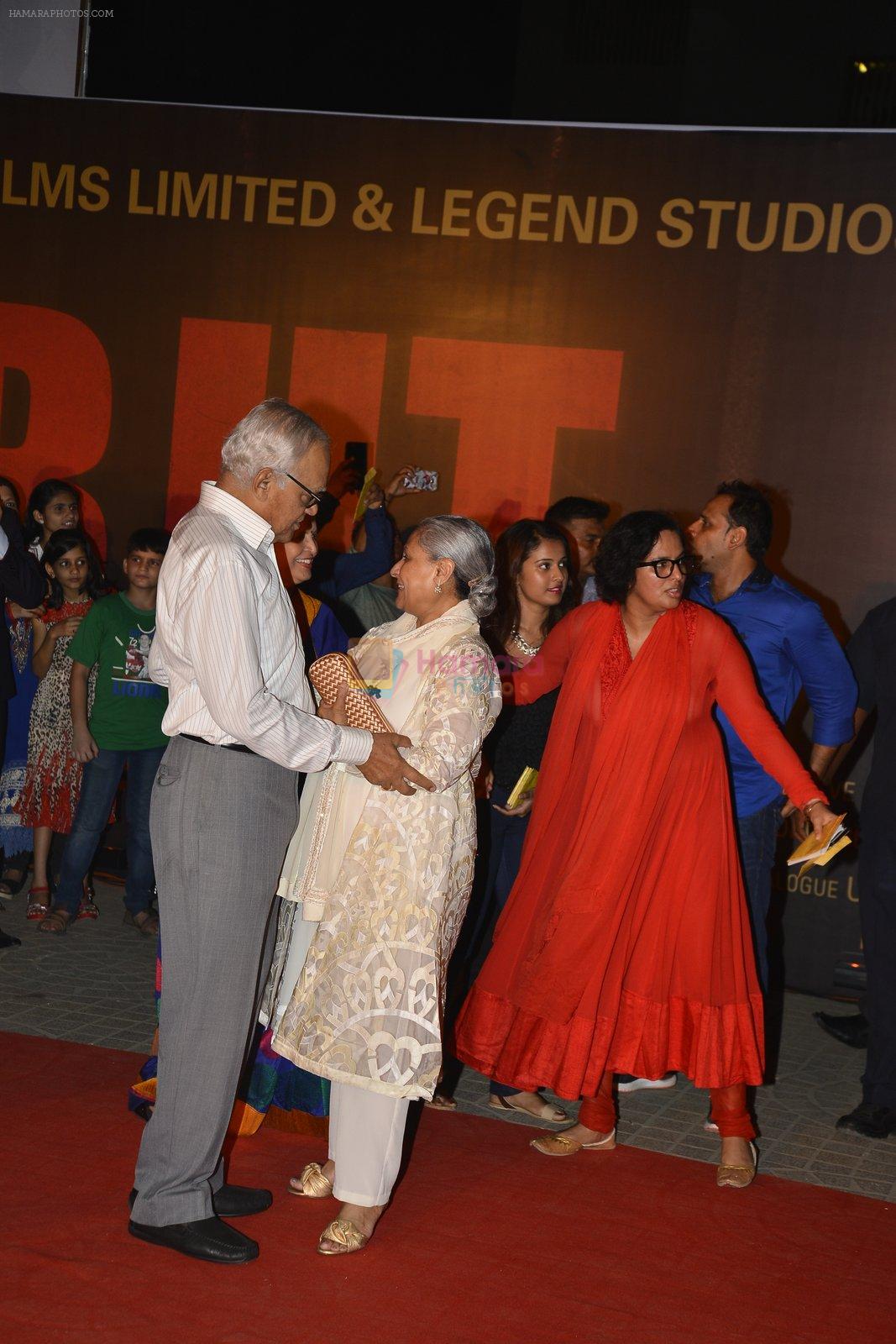 Jaya Bachchan at Sarbjit Premiere in Mumbai on 18th May 2016