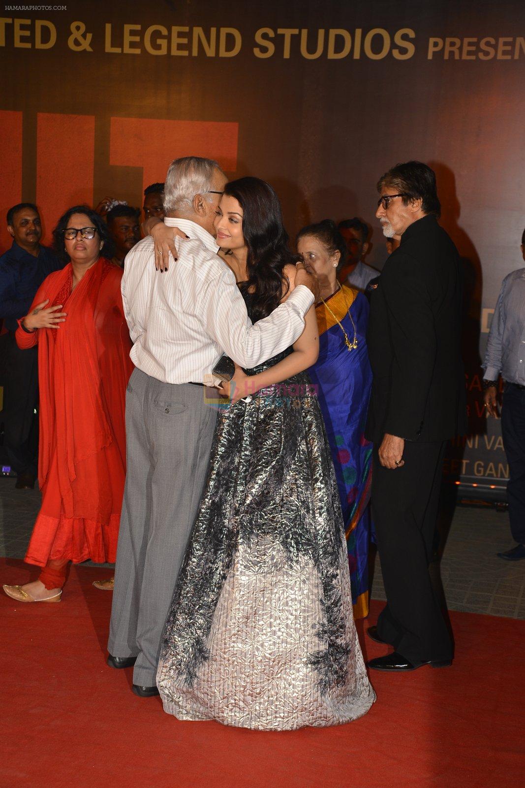 Aishwarya Rai Bachchan at Sarbjit Premiere in Mumbai on 18th May 2016
