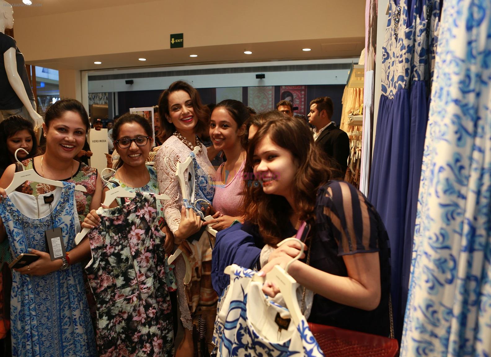 Kangana Ranaut at the launch of VERO MODA store at DLF Mall of India on 21st May 2016